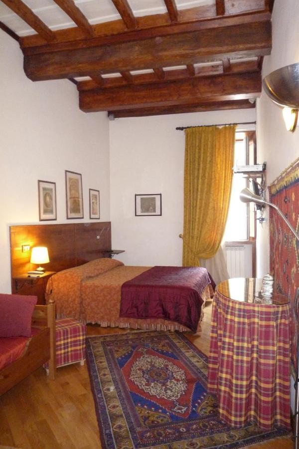 Residenza Mucha Apartment Rome Bilik gambar